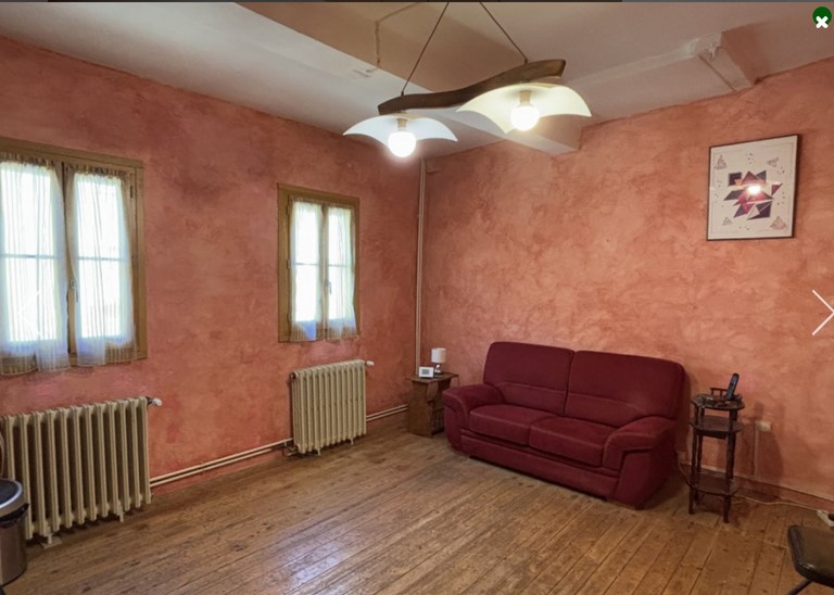 Living Room (level 1) Living room (level 1)